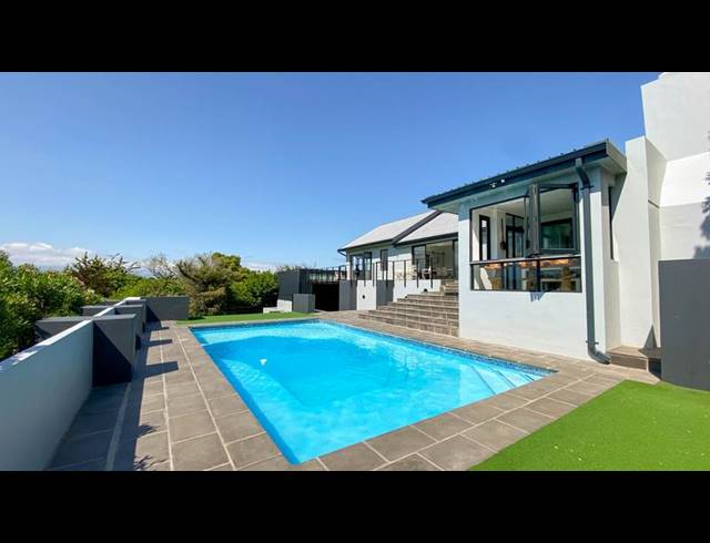 4 BEDROOM HOUSE FOR SALE IN HELDERRAND